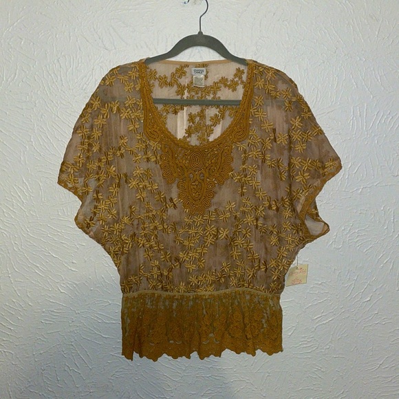 Charming Charlie Gold Lace Kimono Style with elastic waist Large - Picture 1 of 7
